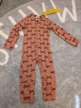 Hanna Andersson Pink Tiger Print Stretch Sleeper Onesie 3-6 Months